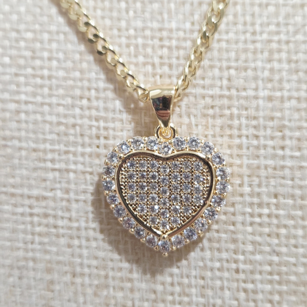 Gold Heart Pendant Necklace